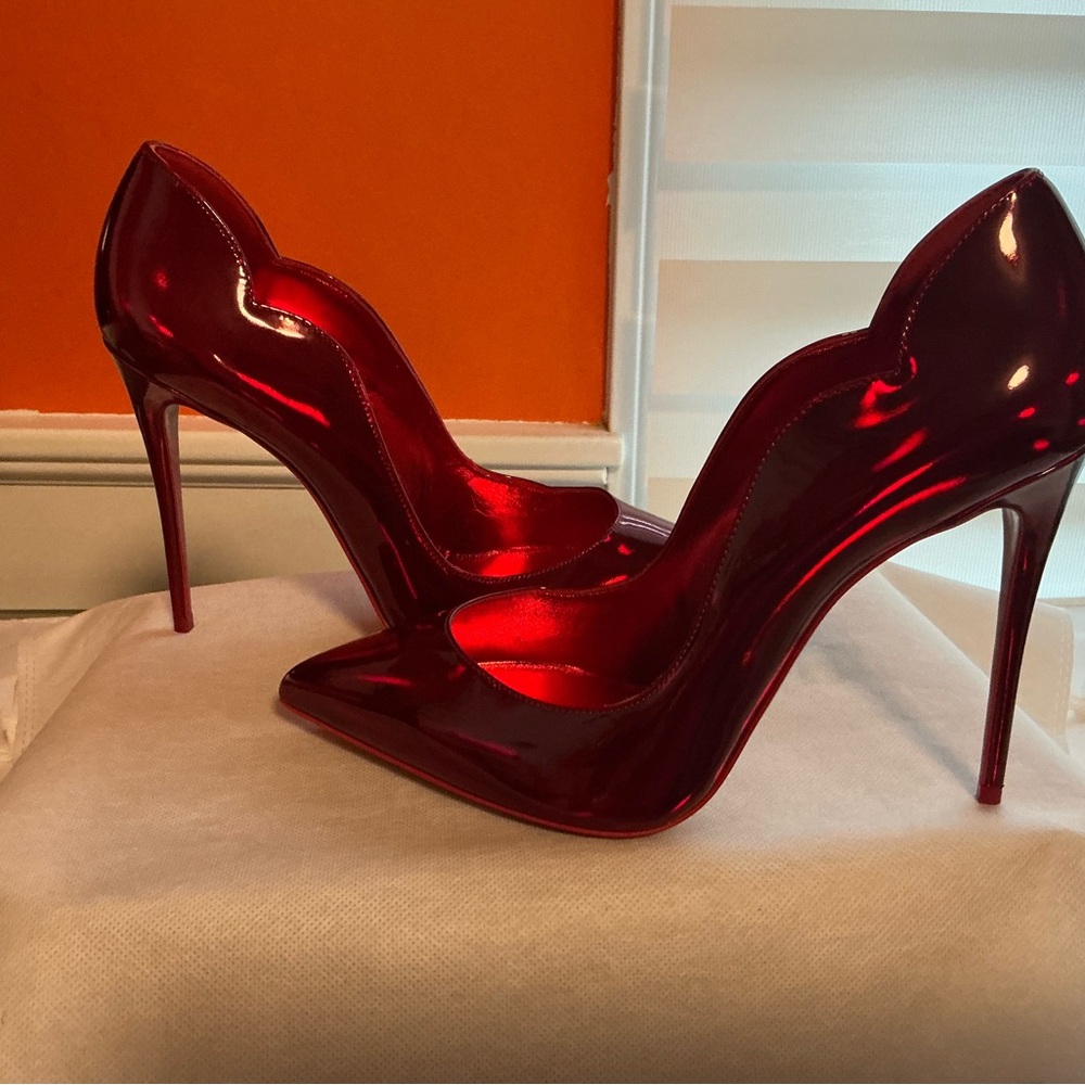 Christian Louboutin HOTCHICK  heels - Picture 3 of 10